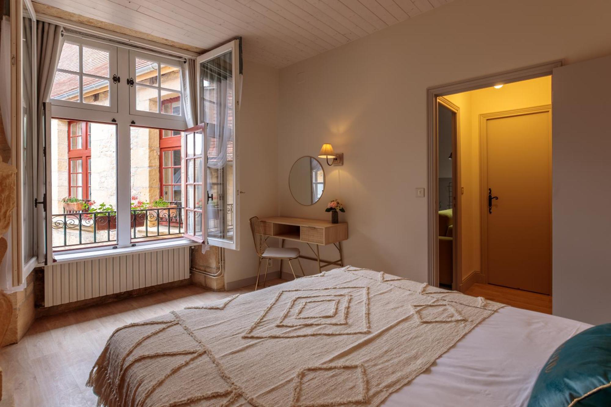 Le Lys Dort Sarlat Bed & Breakfast Dış mekan fotoğraf